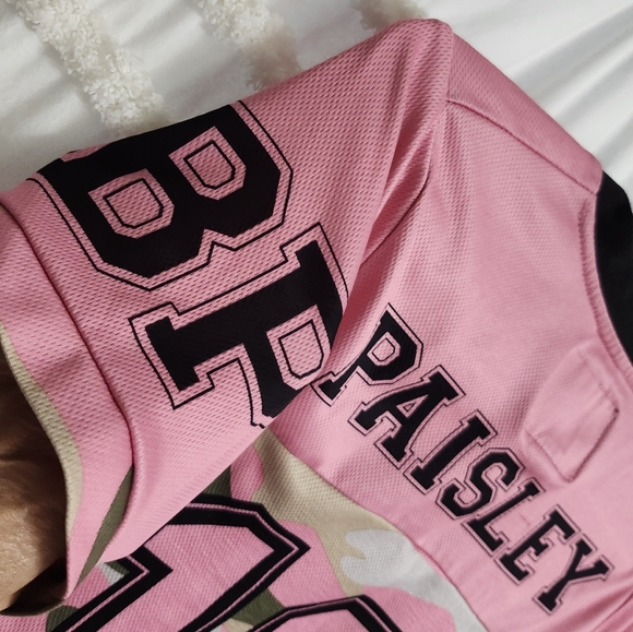 Brad Paisley Pink Camouflage Jersey. Size Medium - Picture 3 of 10